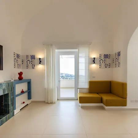 - Olivella Villa Anacapri (Isola di Capri)